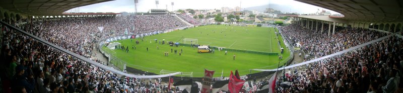 A imagem “http://3.bp.blogspot.com/_7024QKdLrXE/SdeicCSV3EI/AAAAAAAAF0k/et1UIAnN3c8/S1600-R/Panoramica_vasco.jpg” contém erros e não pode ser exibida.