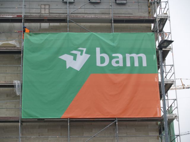 [2009-04-01-14h24m56.jpg]