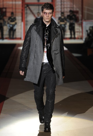 [dsquared2aw2010.jpg]