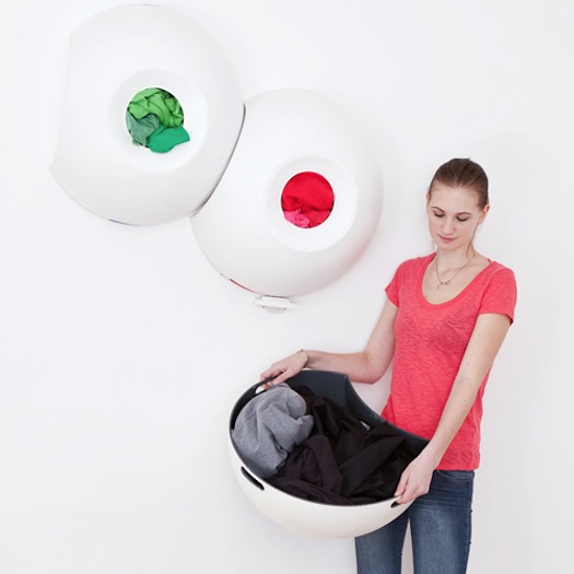 PAUL DERVAN Wall mounted laundry baskets