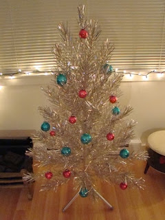 Vintage Clothing Love: My Vintage Christmas Tree