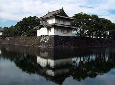 http://3.bp.blogspot.com/_77tnODPlY8A/SJoH9qlIruI/AAAAAAAACfM/l4tQXFusVI4/s400/bello+paisaje+palacio+imperial.JPG