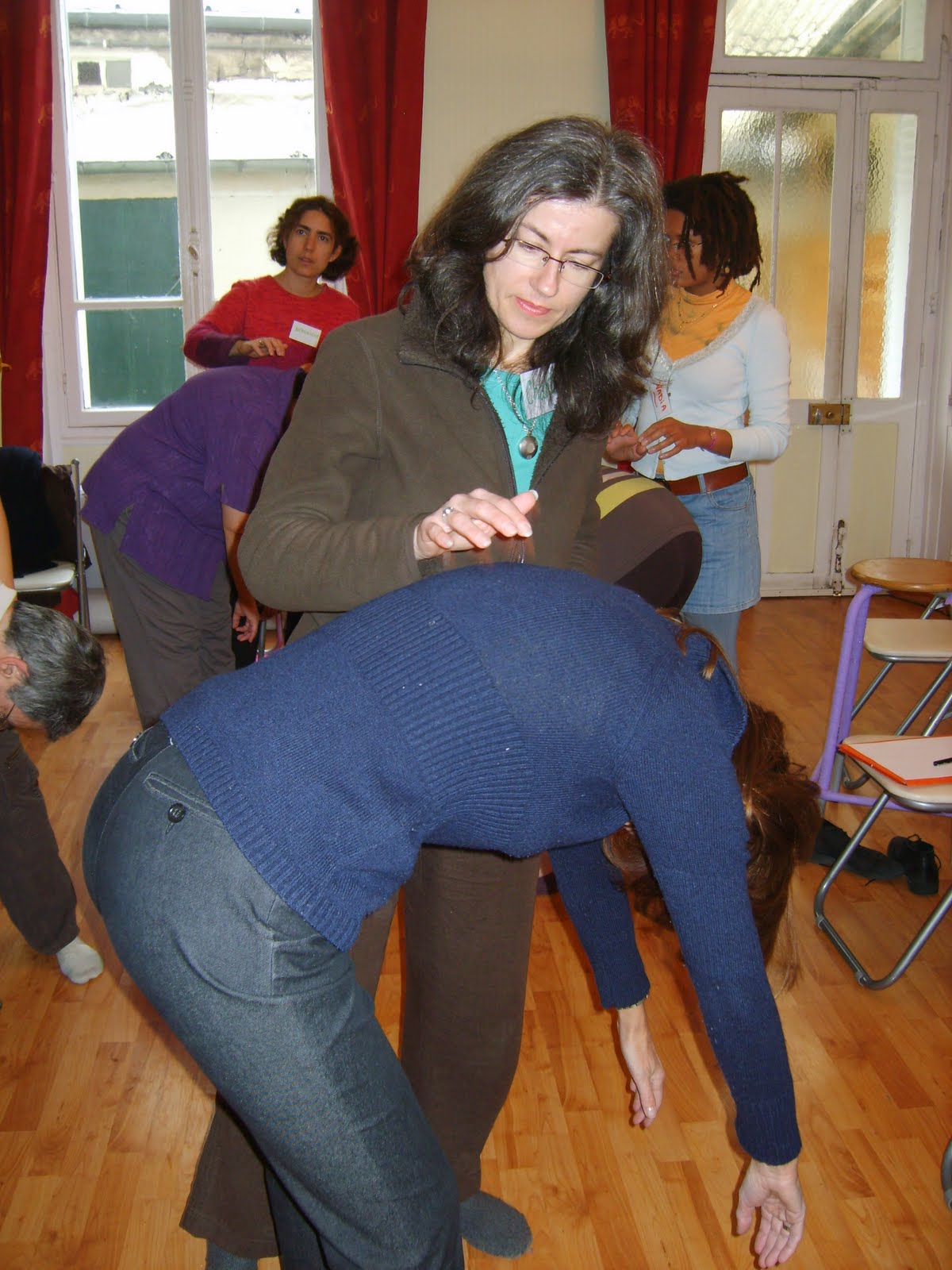 [10.+Chantal+joue+de+la+colonne+vertébrale.JPG]