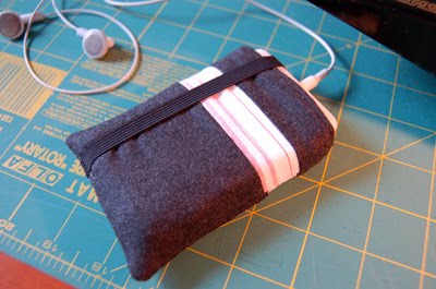 [ipod+cozy.jpg]