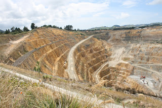 opencast goldmine in Waihi waihi gold mine