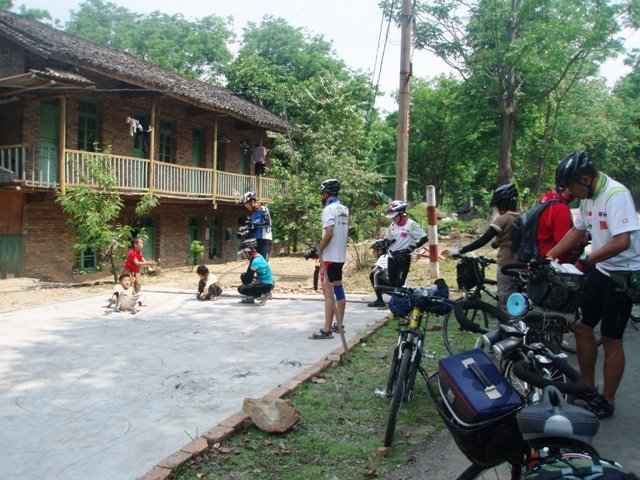 [P4170542.JPG]