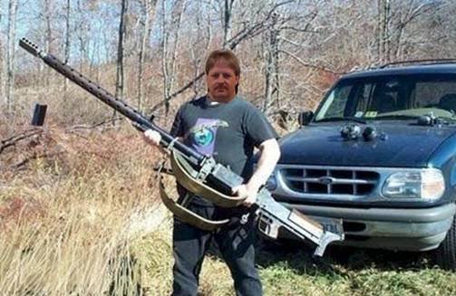 [redneck+with+.50.bmp]