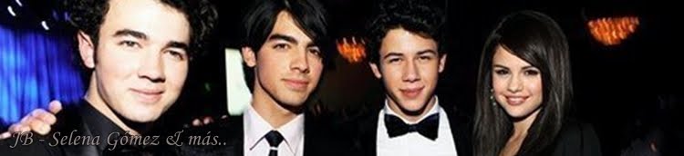 Jonas Brothers & Selena Gomez