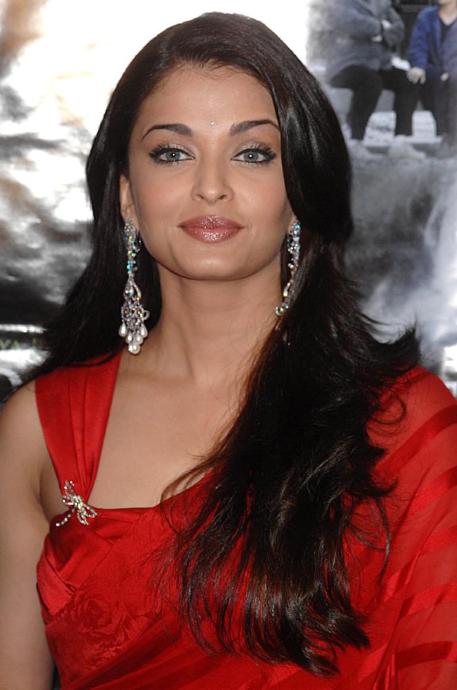 Bollywood Sizzling Actress