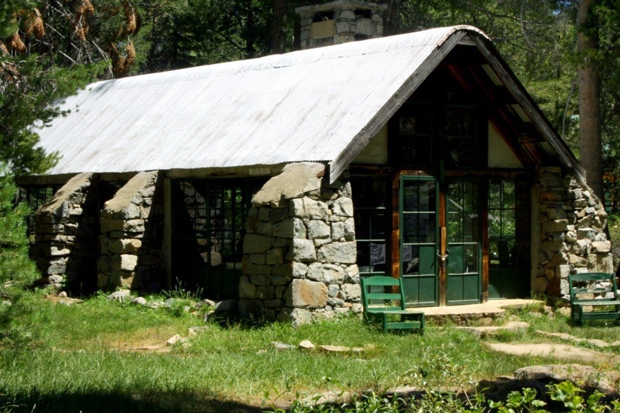 'Round the Chuckbox Glen Alpine Resort