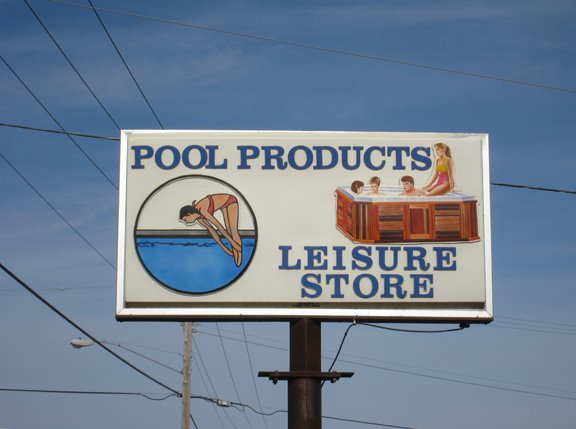 [pool.jpg]