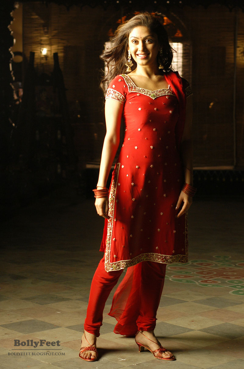 "Bollywood-fétichime", les pieds des stars du cinéma indien - Page 4 Manjari+looking+sexy