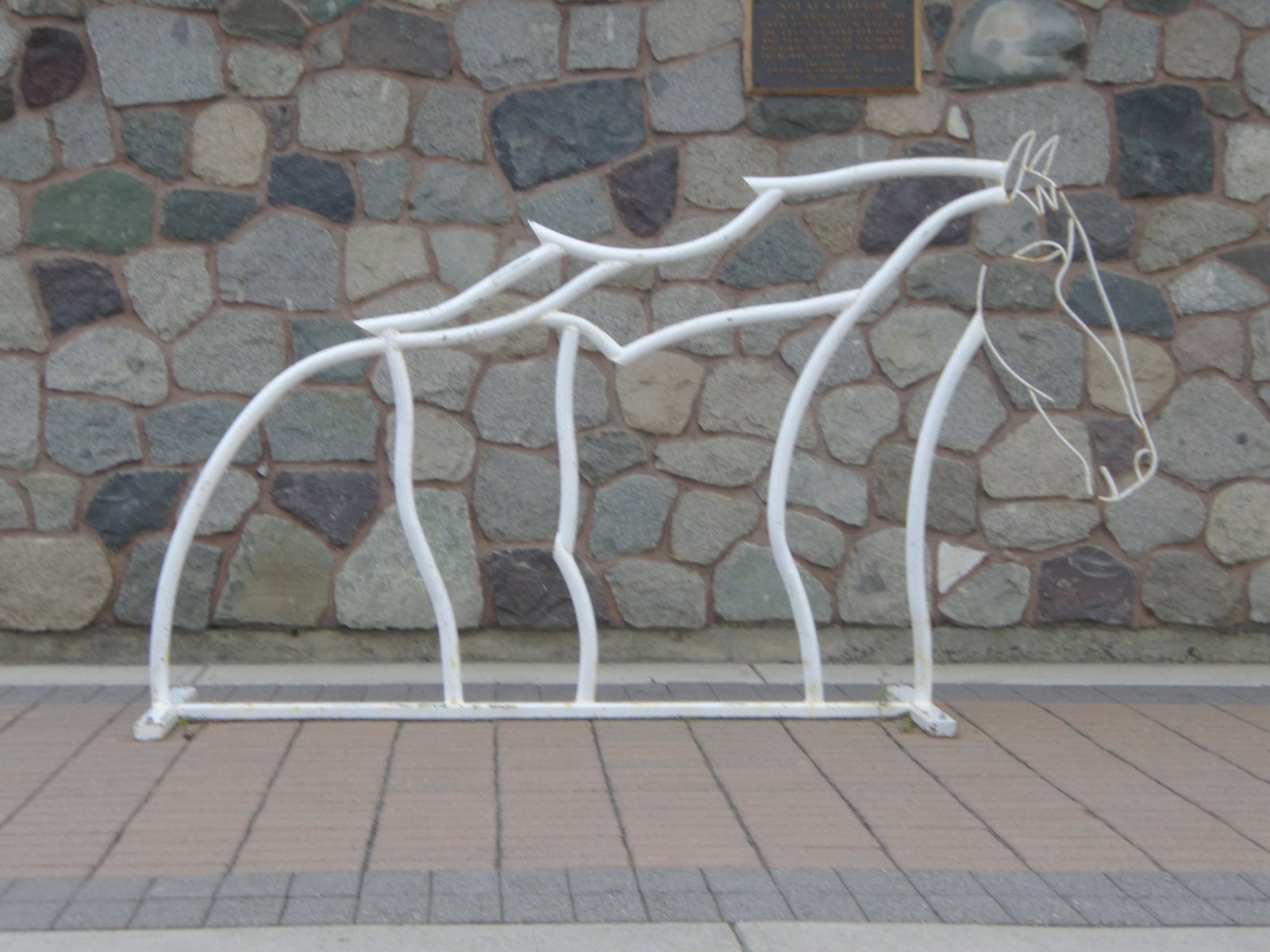 [17+white+horse.jpg]