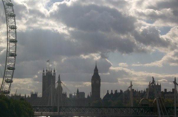 [london+sky.jpg]