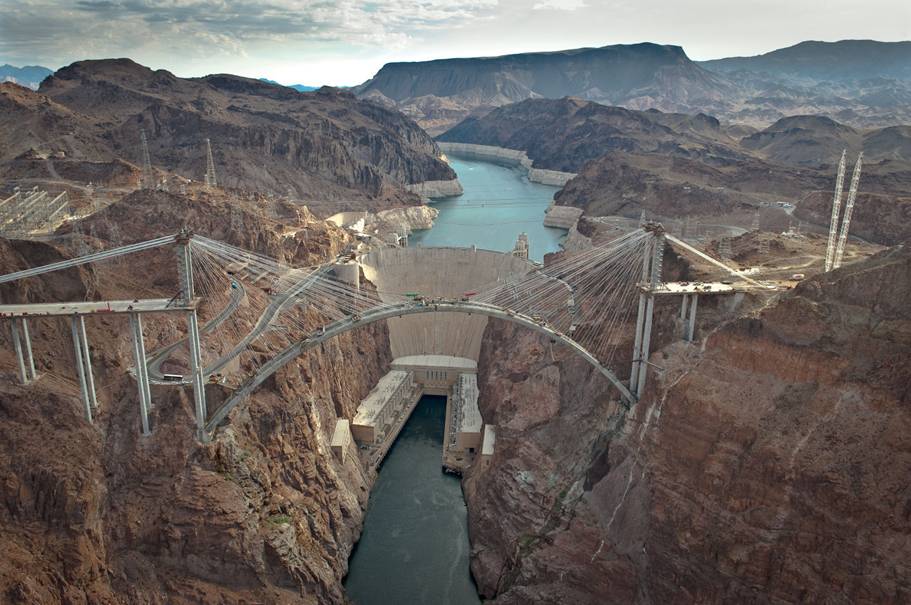[hoover+dam+2.jpg]