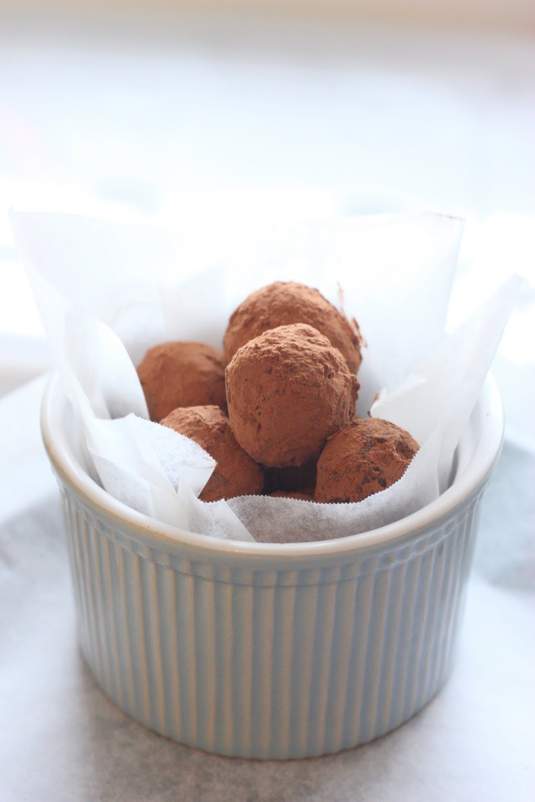 baking = love: Raspberry chocolate truffles