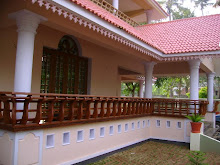 Chuttu verandahwith teakwood charupady