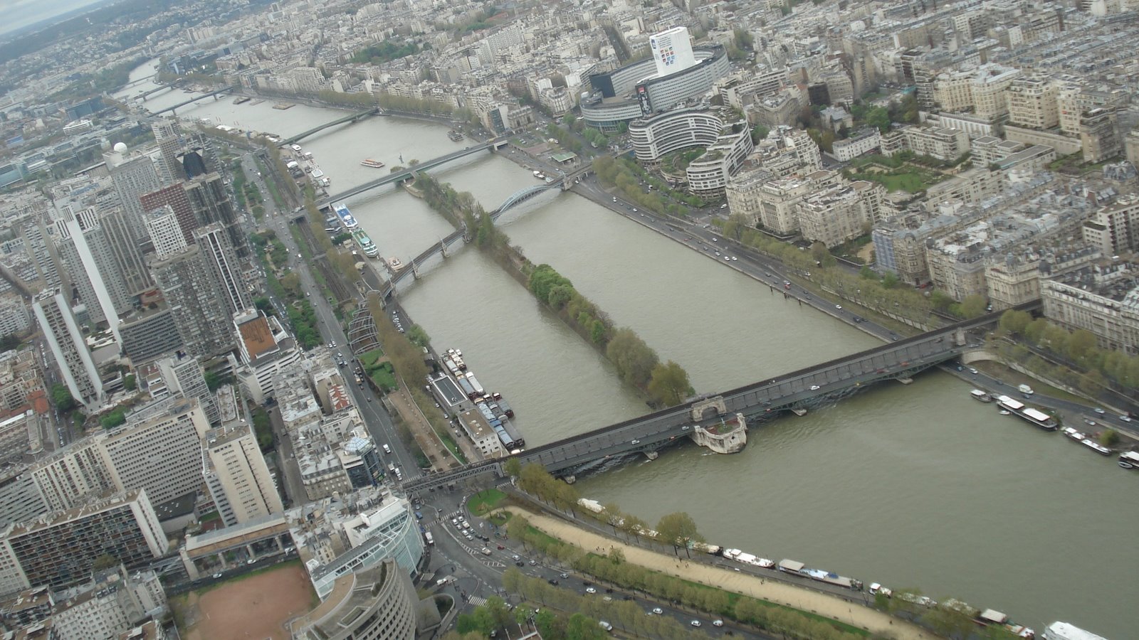[DSC03694.JPG]