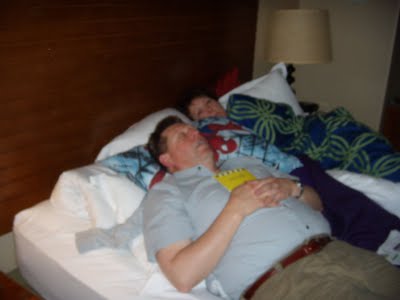[sleeping+dad.JPG]