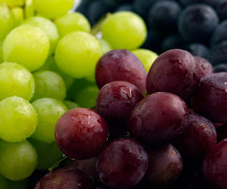 Eating grapes could reduce heart disease and diabetes, scientist claim.