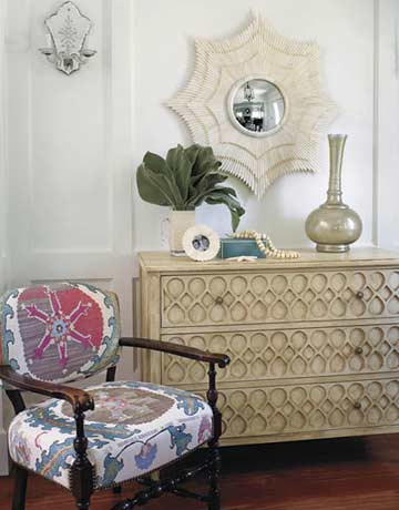 [6-cozyisquiet-foyer-1207-xlg.jpg]