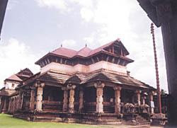 Thousand pillar jain temple, Moodbidri