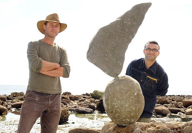 [Image: The+Impossible+Stone+Balancing+Art+of+Ad...812%29.jpg]