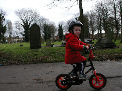 kingston cemetery portsmouth riding my first bike