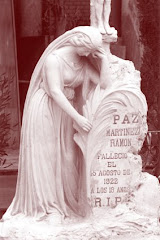 Monumento Funerario a su hija Paz