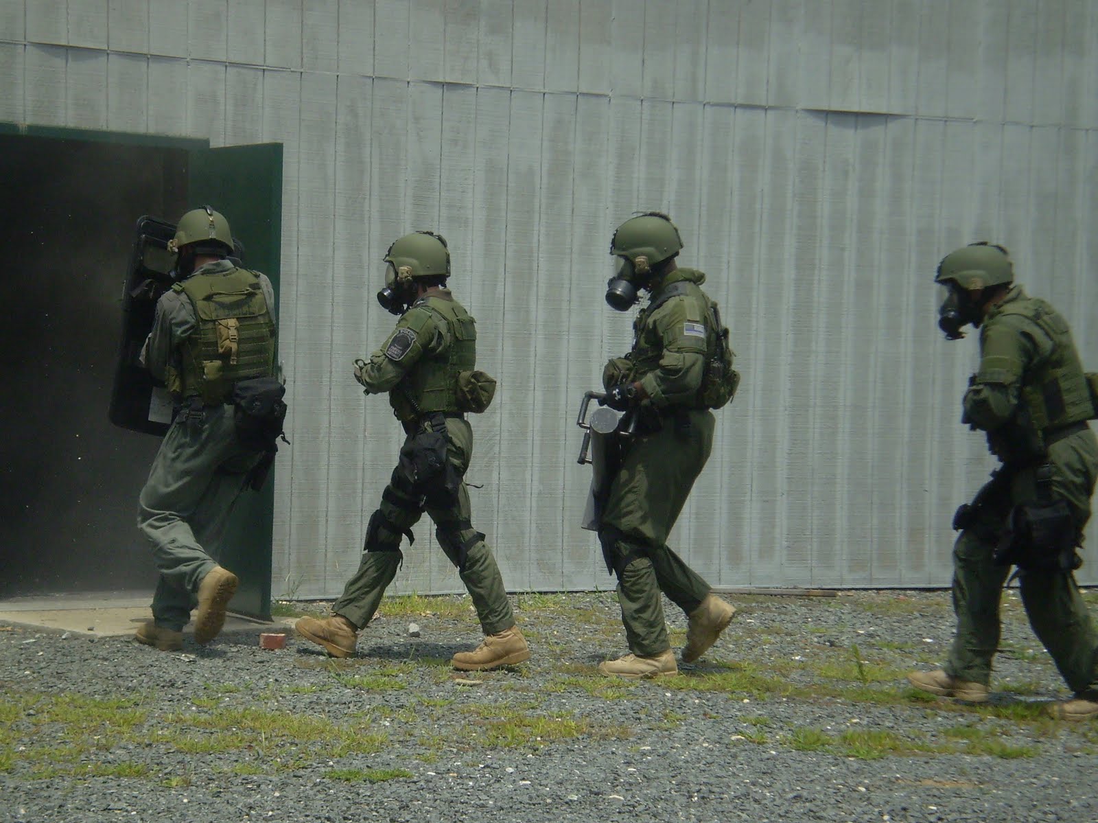 the Annandale Blog Fairfax Police SWAT team conducts training exercise