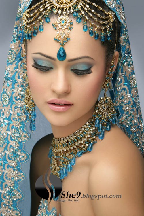 Latest%2BBridal%2BMakeup%2Bwww.She9.blogspot.com%2B(4).jpg