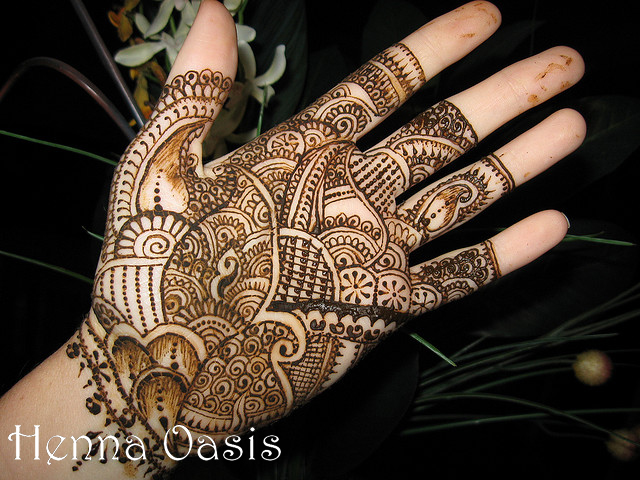 Mehendi Simple Design