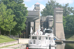 Awaiting our turn to enter the Peterborough Lift Lock