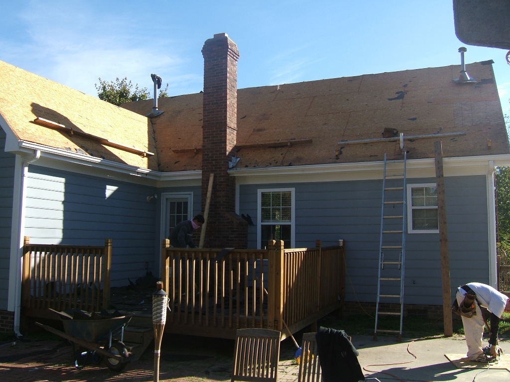 [newroof3.JPG]