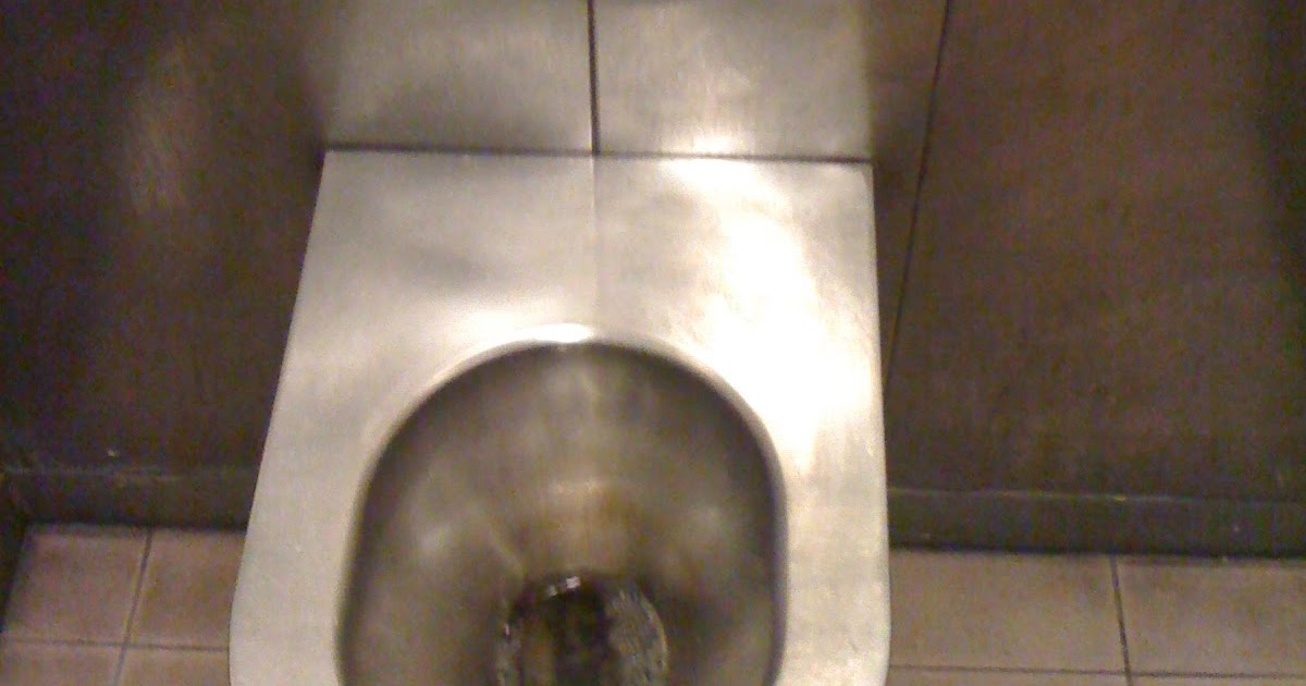 Strange Bathrooms Toilets Without Any Seats