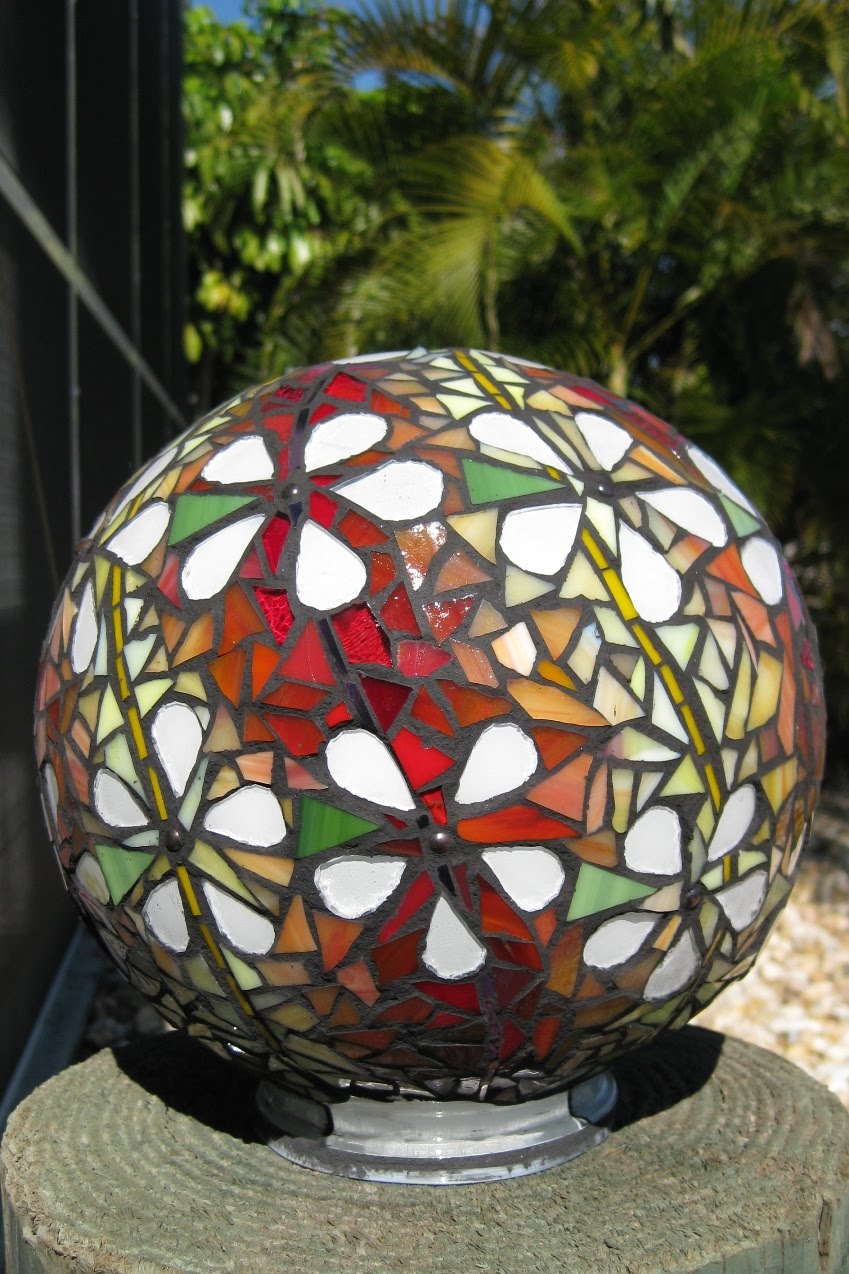 MosaicSmith: How To Make Concrete Mosaic Garden Art Ball