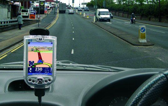 [gps_coche.jpg]