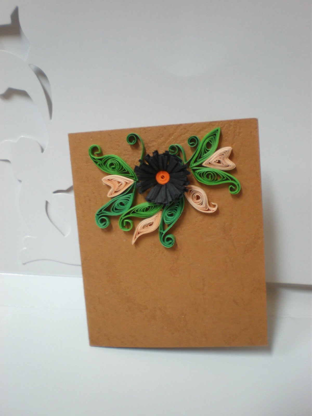 Crafty Diva's QUILLING GIFT TAGS