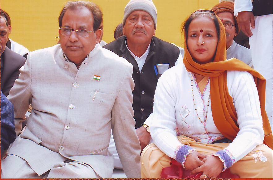 [Renu+Sharma-1.jpg]
