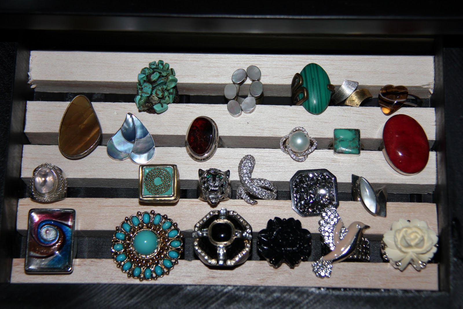 How to create your own indrawer ring holder! Just like in stores