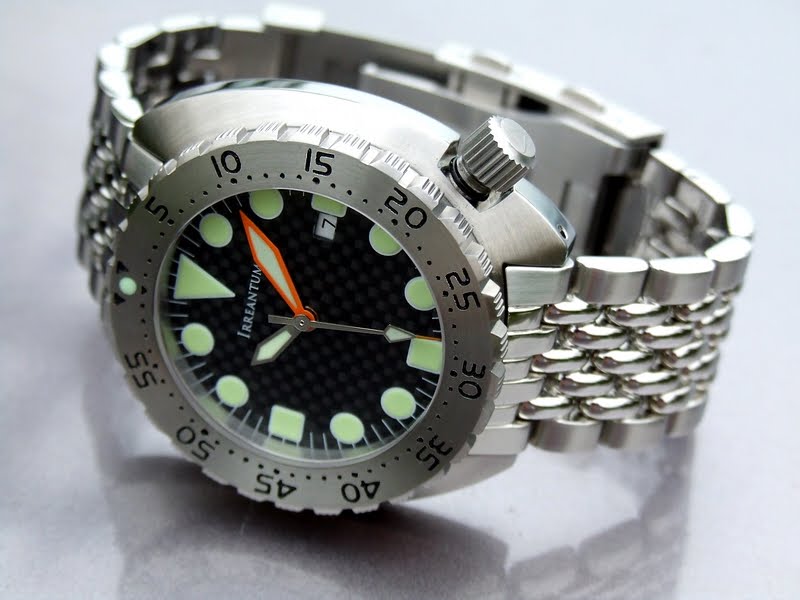 Affordable Cushion Case Diver / Dress Page 3