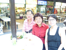 2010年校友们 与庄老师会面在新加坡