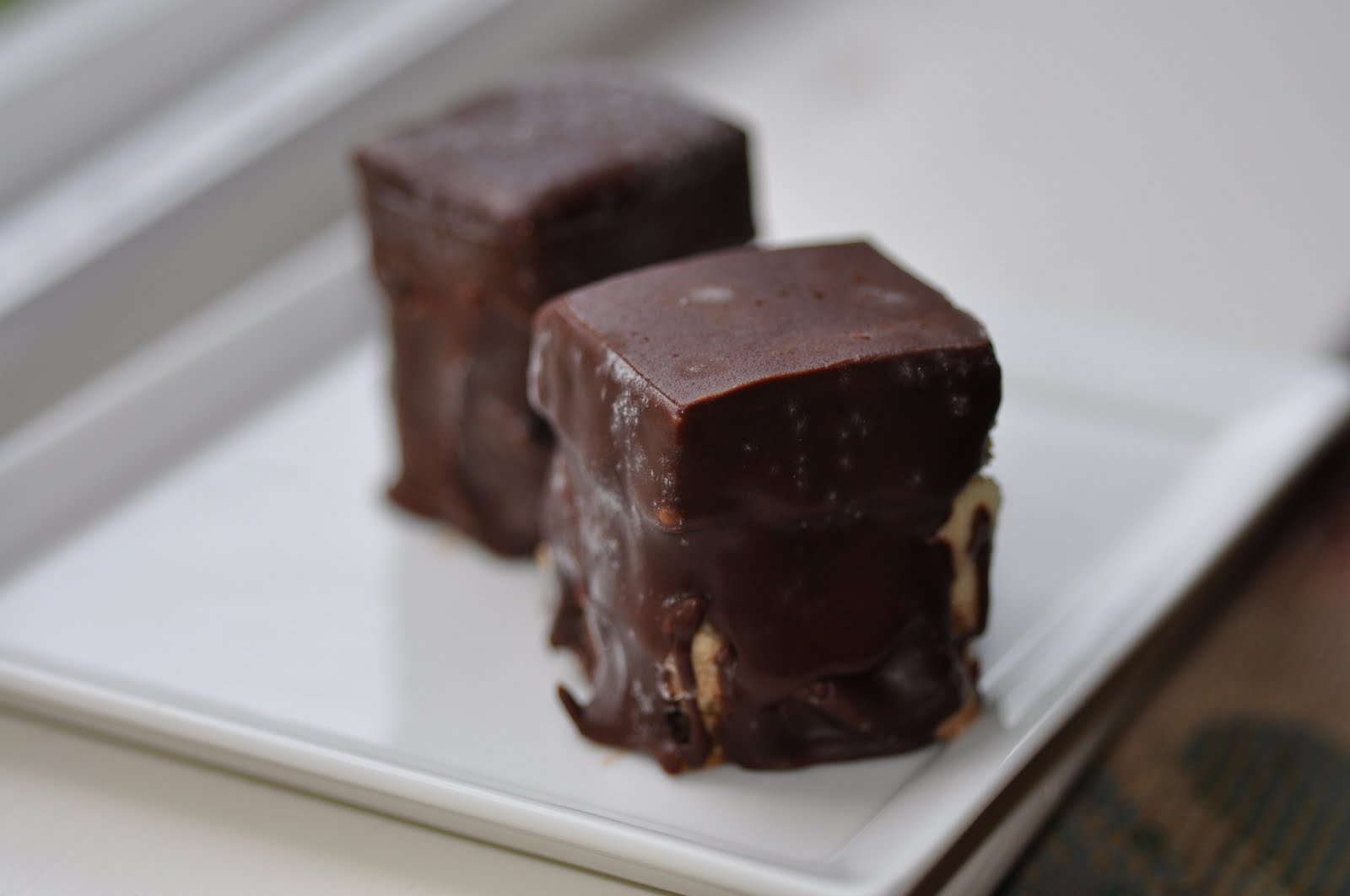 Lethally Delicious Daring Bakers Ice Cream Petit Fours