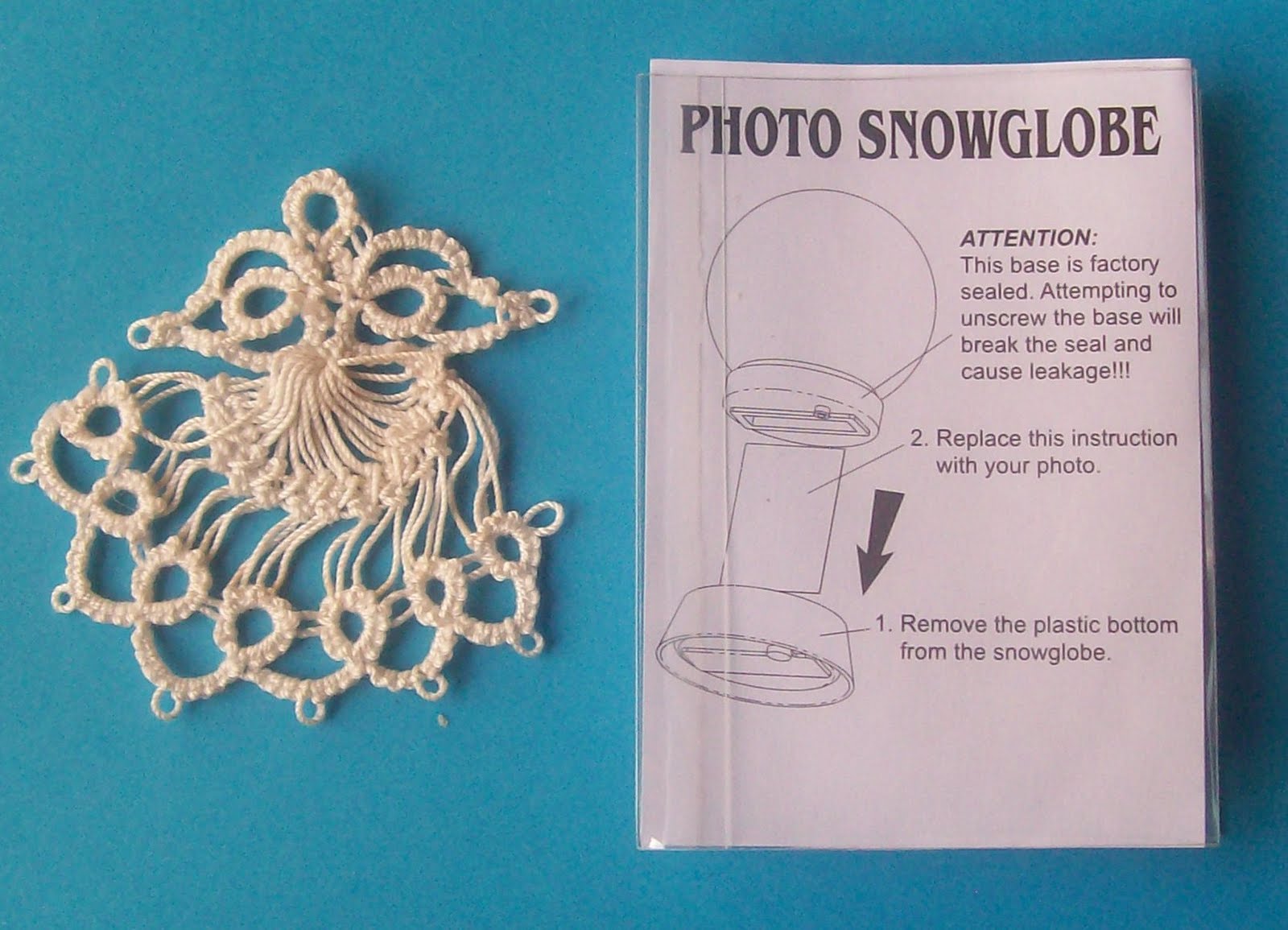 Kathy's Victorian Tatted Lace Tatted Angel in Snowglobe