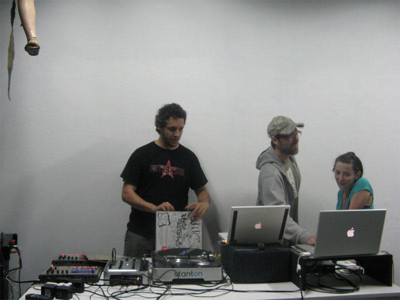 [drkbtmvd-atomico-_0064_IMG_3799.JPG.jpg]