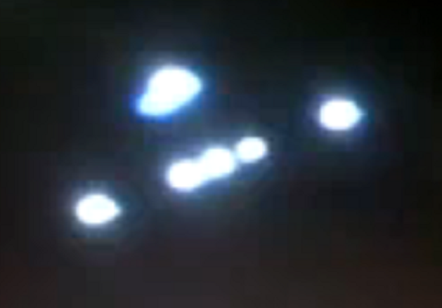 2010: Le 16/04 - Vidéo Ovni, LA vega, République Dominicaine  La+Vega+Domenican+Republic+UFO