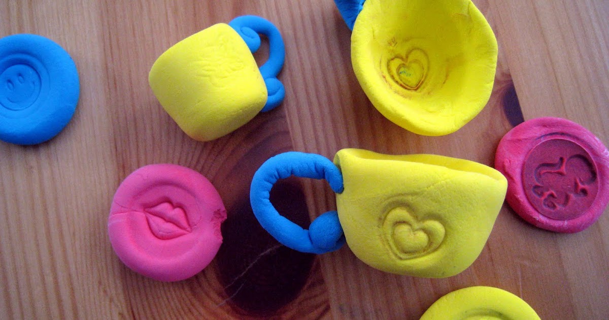 4 Crazy Kings Model Magic Craft Tiny Tea Cups