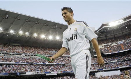 [ronaldo00.jpg]