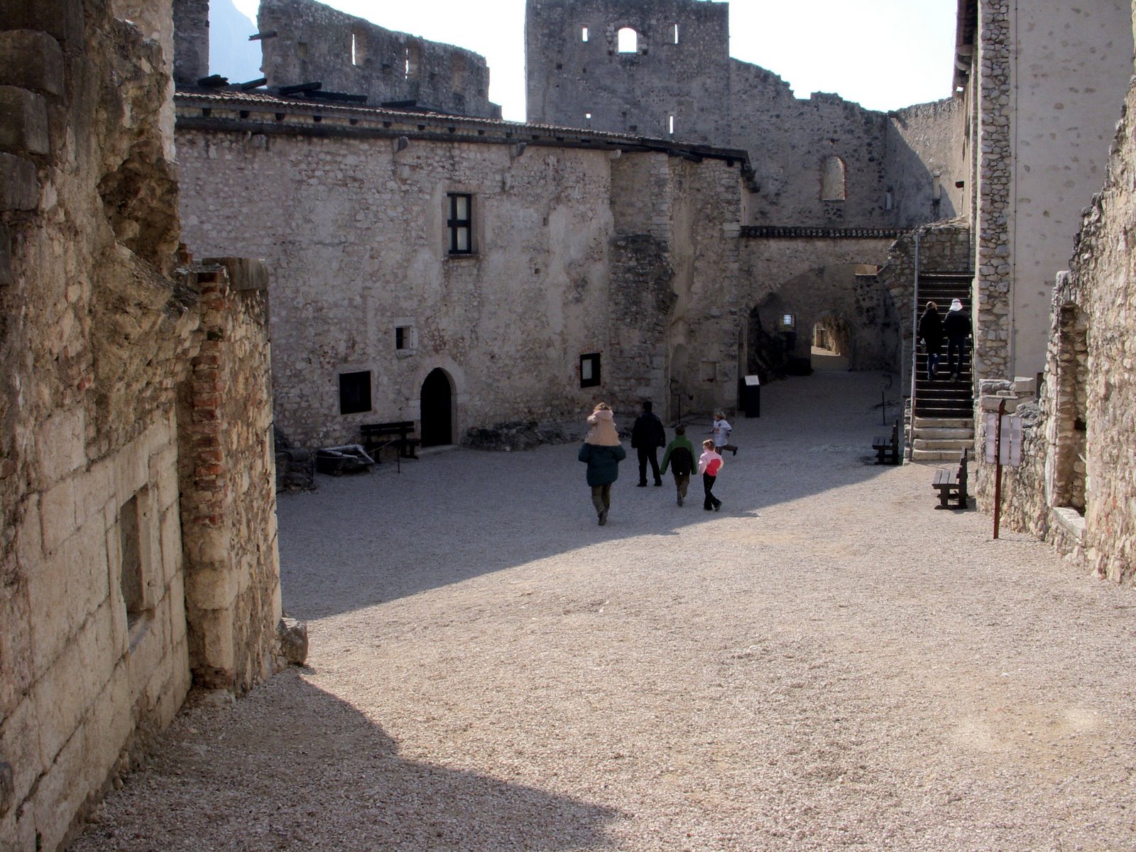 [DSCN1515.JPG]