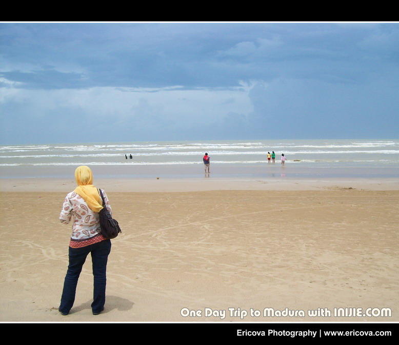 [ericova_pantai_lombang_madura22_resize.jpg]